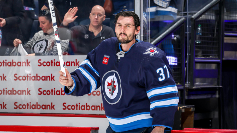 Connor Hellebuyck